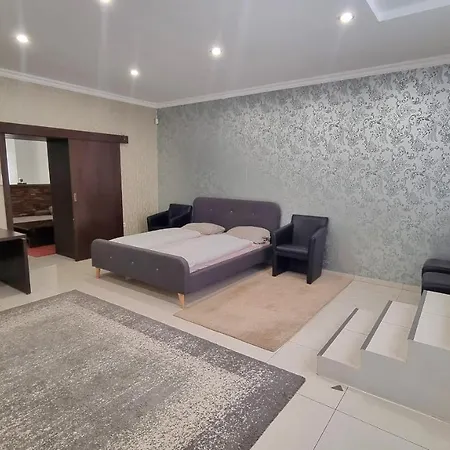 Spacious In Center Apartment Bratislava